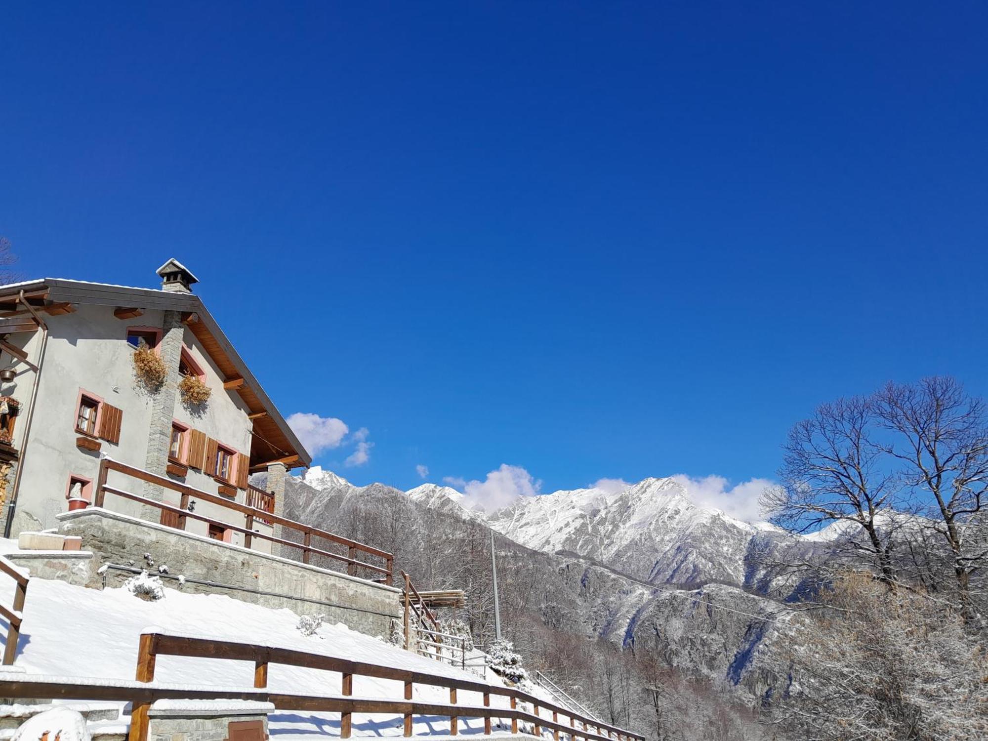Casa All'Alpe Gaggetto B & B Anzino Exterior foto